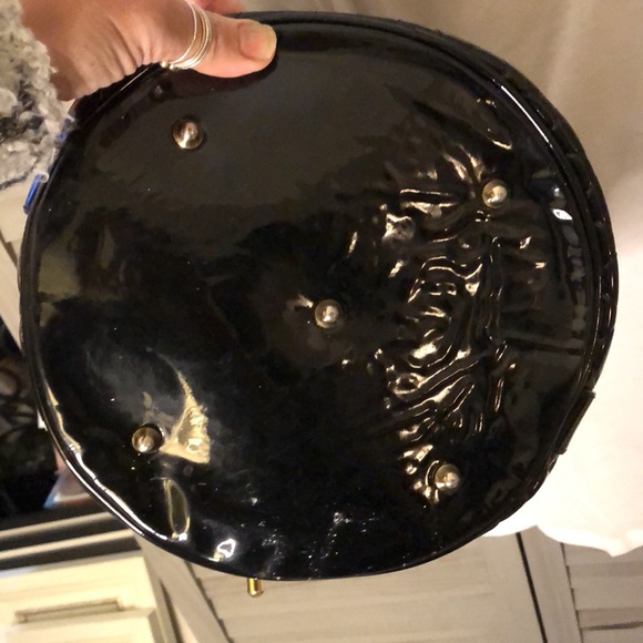 Patent Leather Marino Orlandi Black Bucket Bag Quilted EUC 19” drop handle - Picture 8 of 9